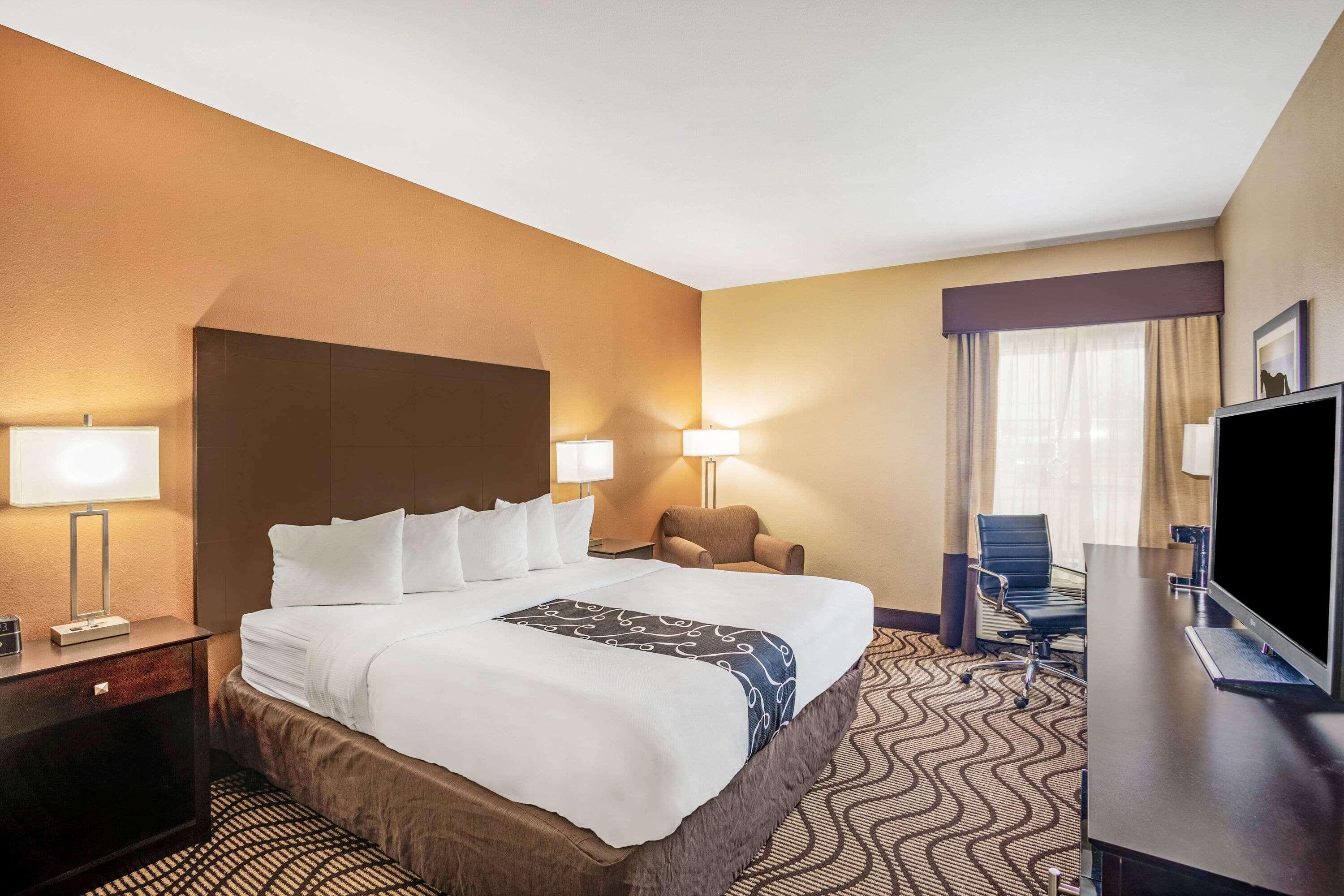 La Quinta By Wyndham Beeville Buitenkant foto